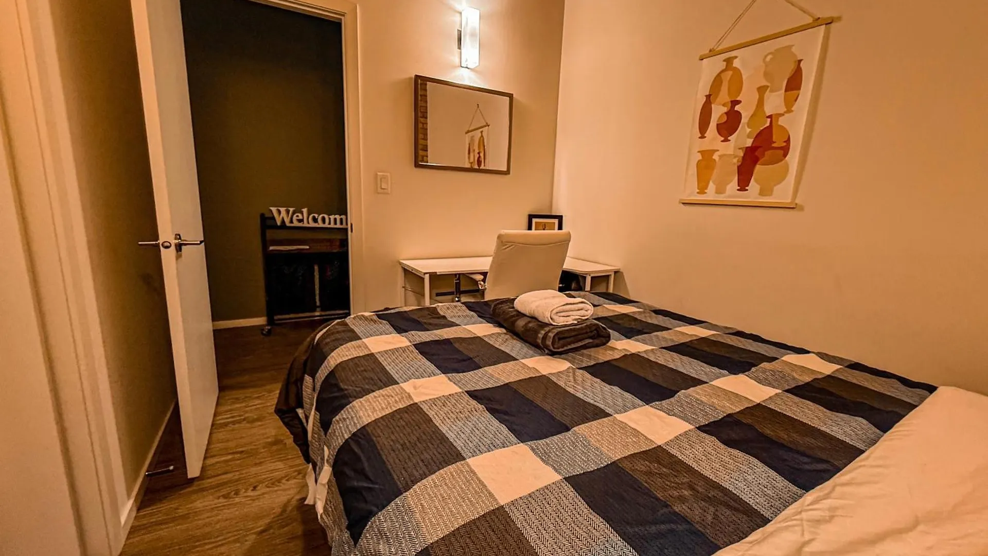 וויניפג Heart Of The City: Cozy 2-Bed Loft דירה